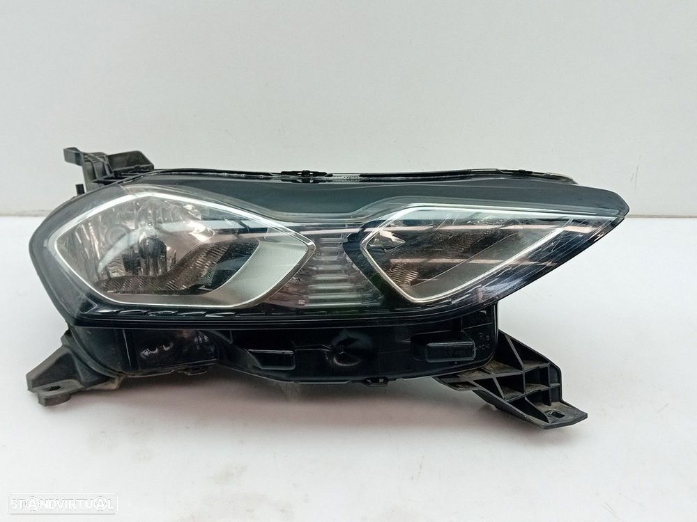 Ótica / farol direita DS DS3 Crossback - 1
