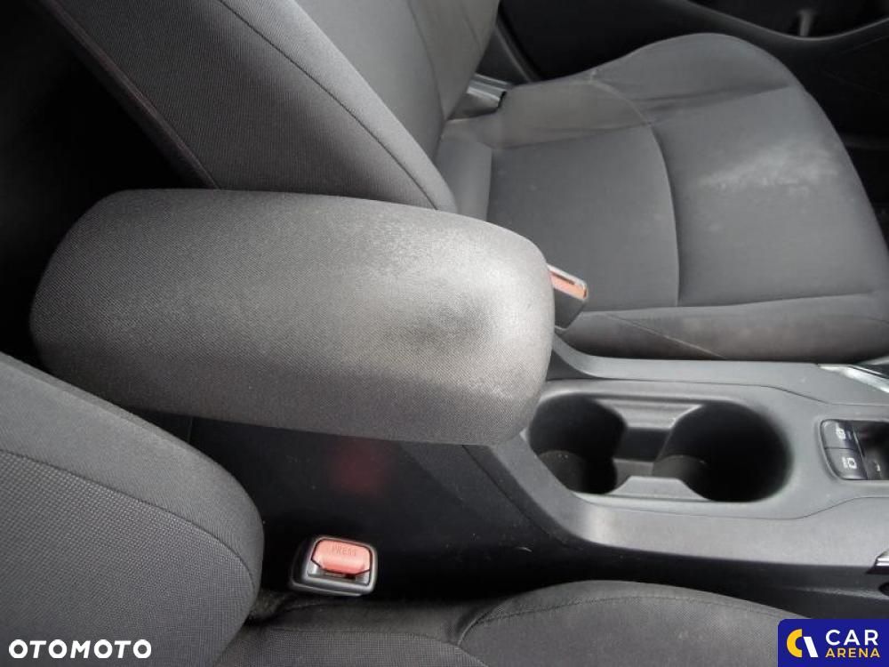 Toyota Corolla 1.2 T Active - 30