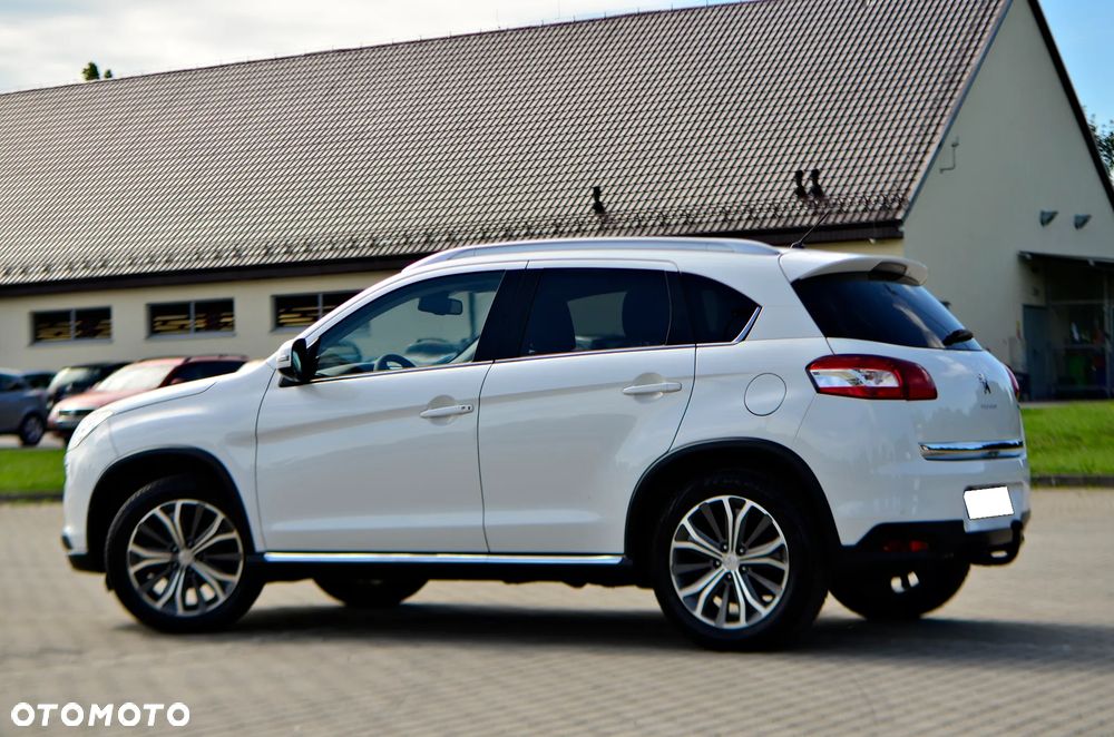 Peugeot 4008 - 5