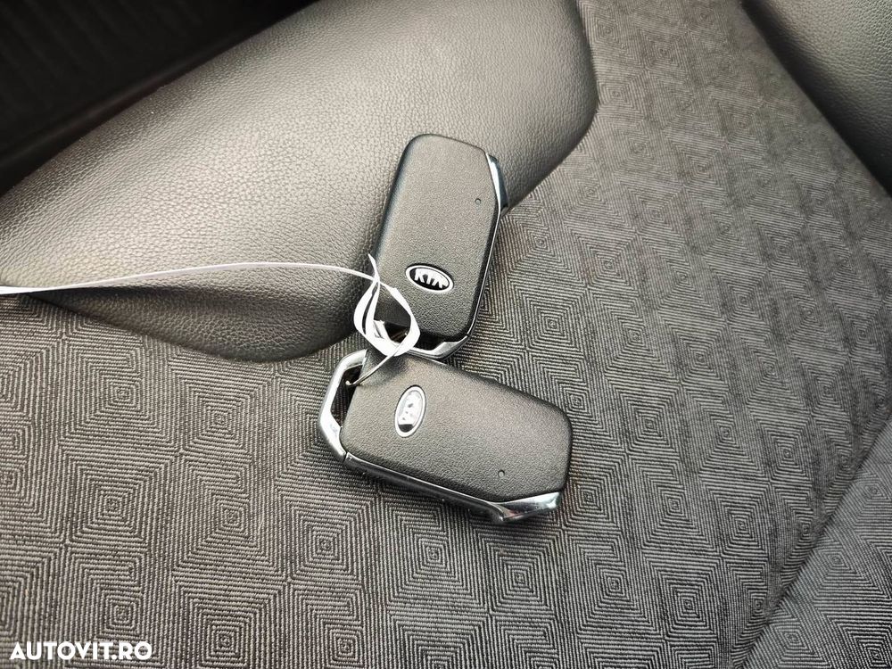 Kia Niro 1.6 GDI 6DCT PHEV Classic - 8