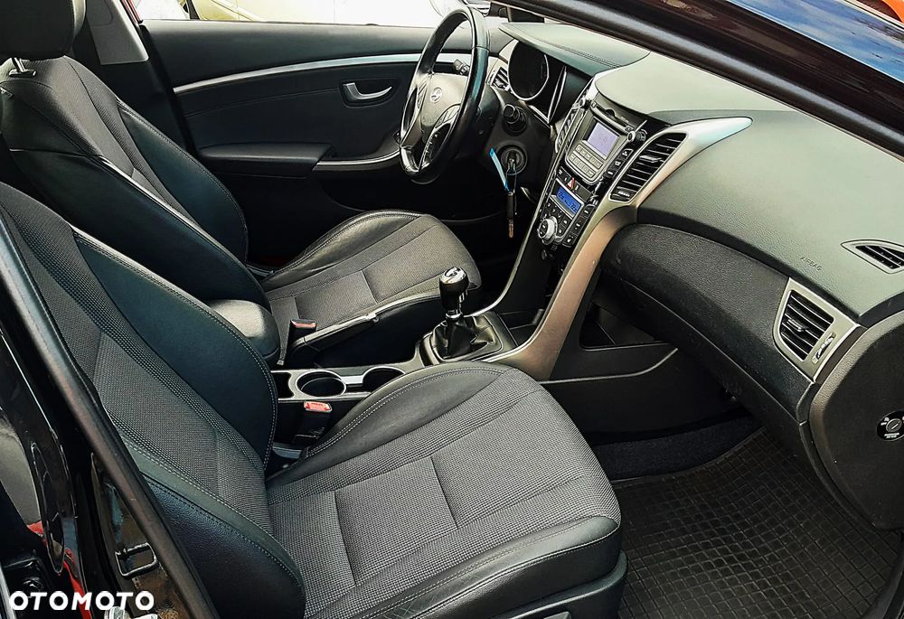 Hyundai i30 i30cw 1.4 Style - 10
