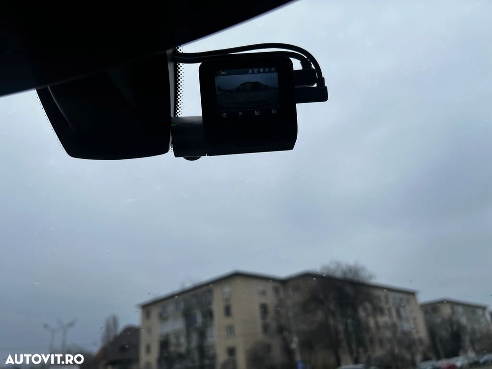 BMW Seria 3 320d - 23