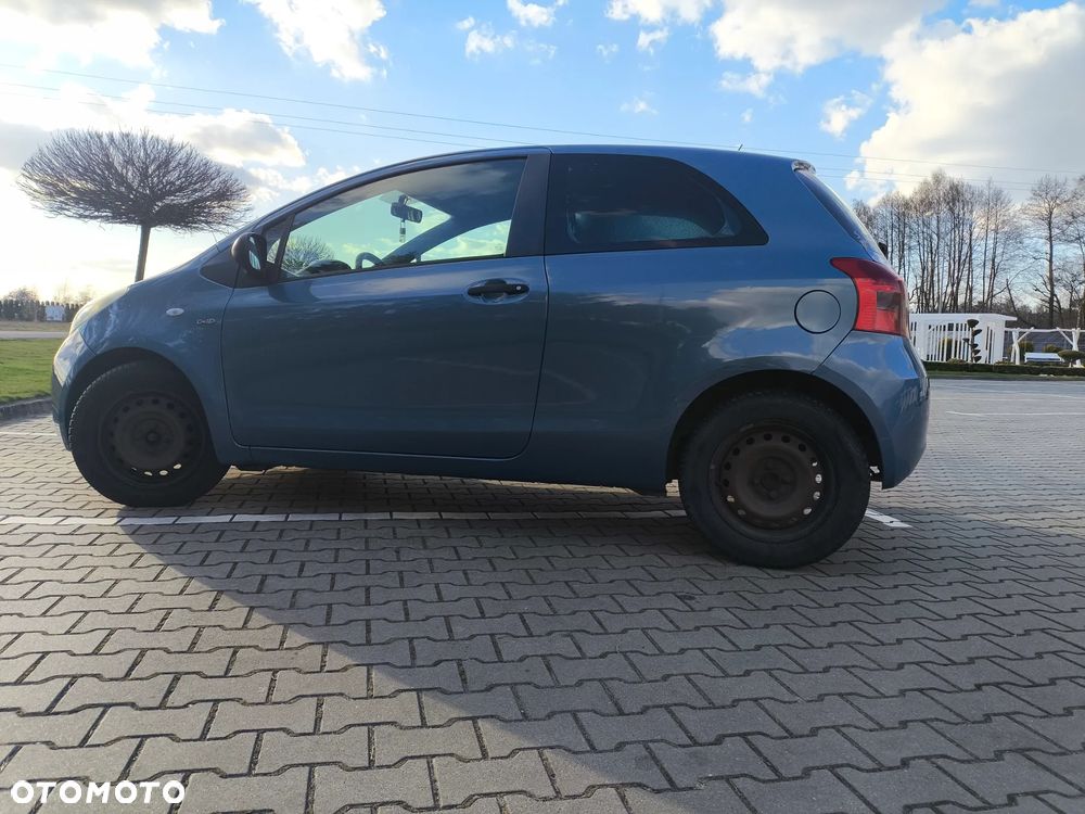 Toyota Yaris 1.4 D-4D Luna - 3
