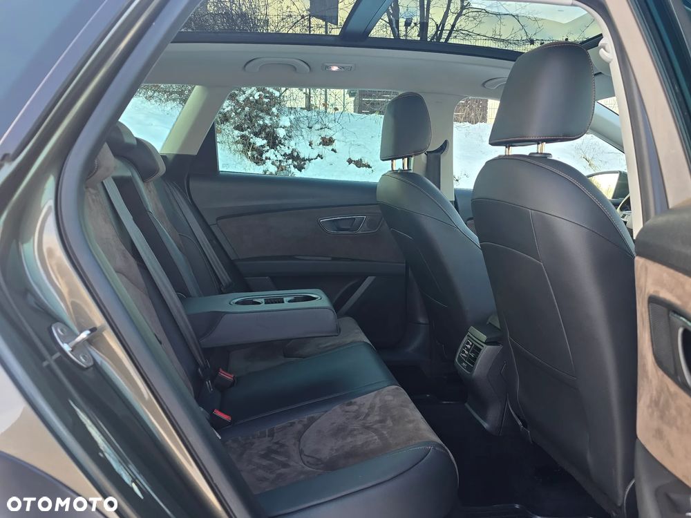 Seat Leon 2.0 TDI Start&Stop 4Drive DSG X-Perience - 12