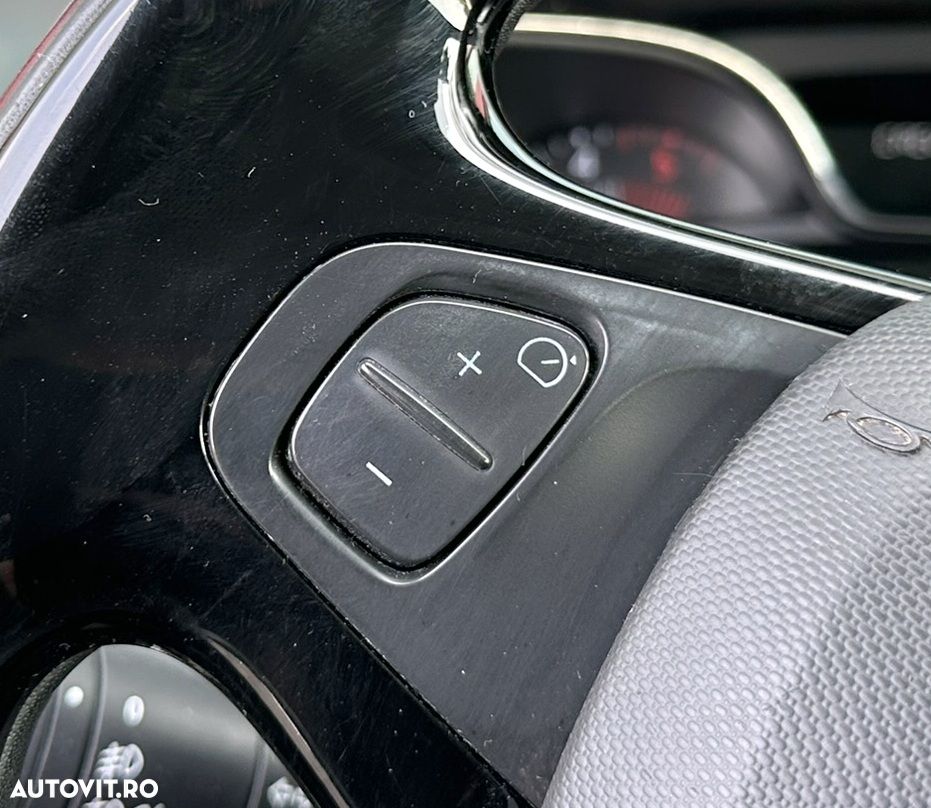 Renault Captur - 34