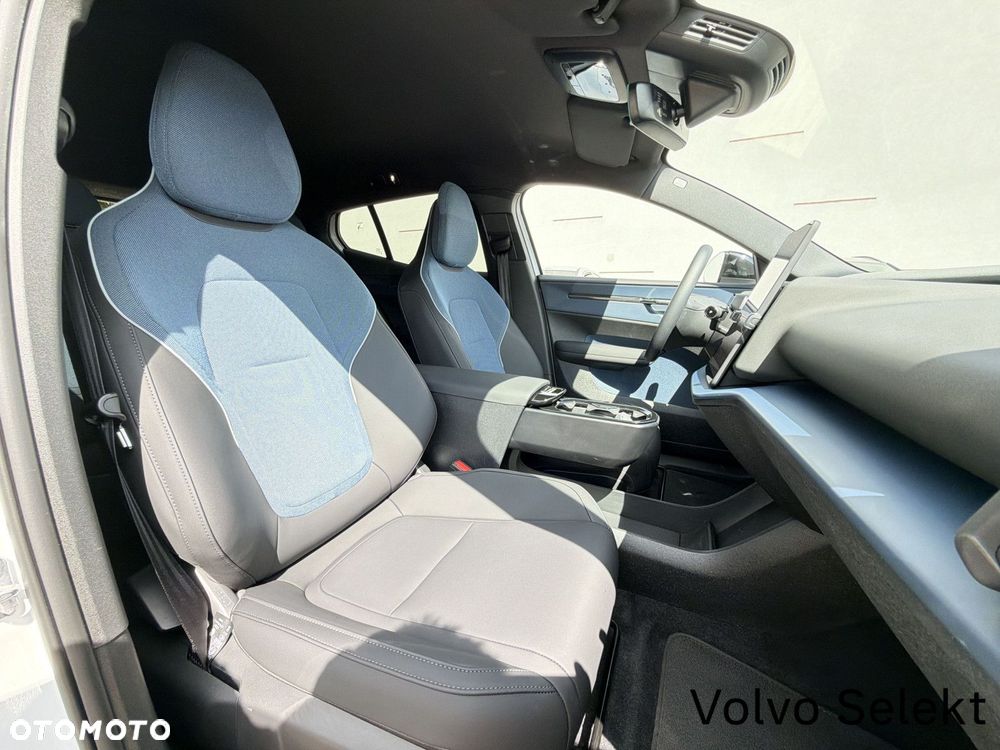 Volvo EX30 - 12