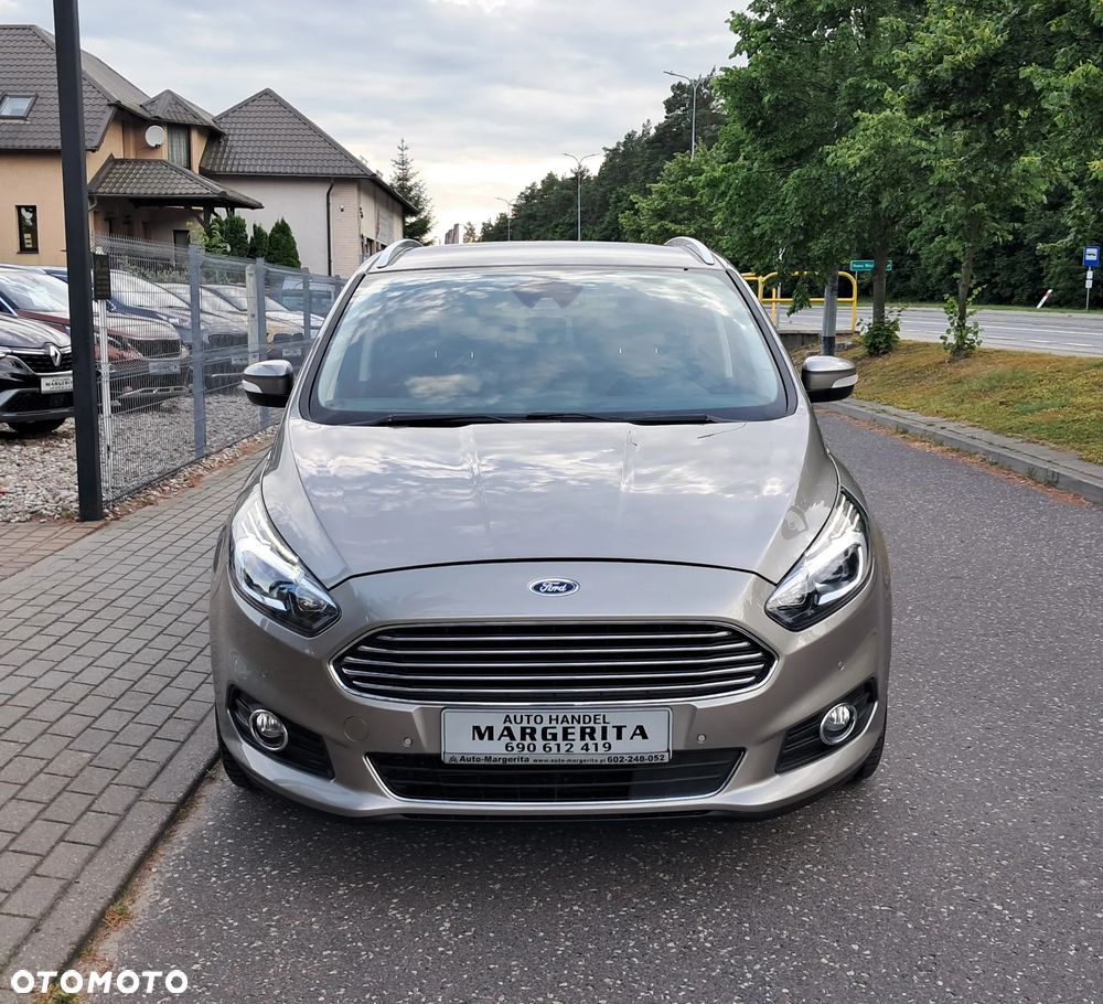 Ford S-Max - 35