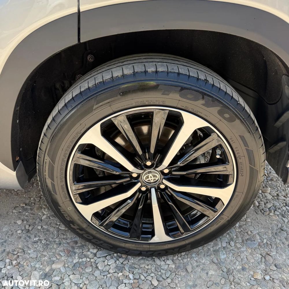 Toyota Highlander 2.5 L Dynamic Force 248CP Luxury Metallic - 9