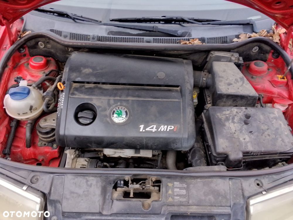 Skoda Fabia 6Y (99-04r.) 1.4 B 68KM. Silnik AME Skrzynia FNK lakier LF3K / 8151 / 8T. Cały na części. GWARANCJA !!!  Przód Tył Zestaw Komplet Drzwi Klapa Zderzak Błotnik Maska Grill Atrapa Szyba Pas Lampa Lusterko Boczki Fotel Kanapa Kokpit Deska Rozdzielcza Przełącznik Włącznik Sterownik Przewody Wiązka Instalacja Moduł Komputer Czujnik Listwa Pompa Alternator Wtryski Głowica Rozrusznik Kompresor Sprzęgło Dwumas Silnik Skrzynia ABS Klimatyzacji Paliwa Wspomagania Kolektor Turbina Przepustnica Zawór Chłodnica Koło Hak Belka Sanki Zawieszenie Mcpherson Półoś Amortyzator Wydech Tłumik Zacisk Most - 11