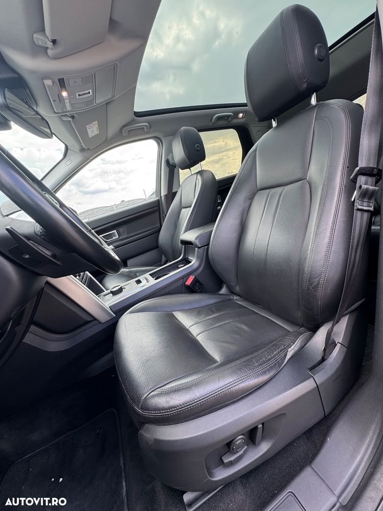 Land Rover Discovery Sport - 11