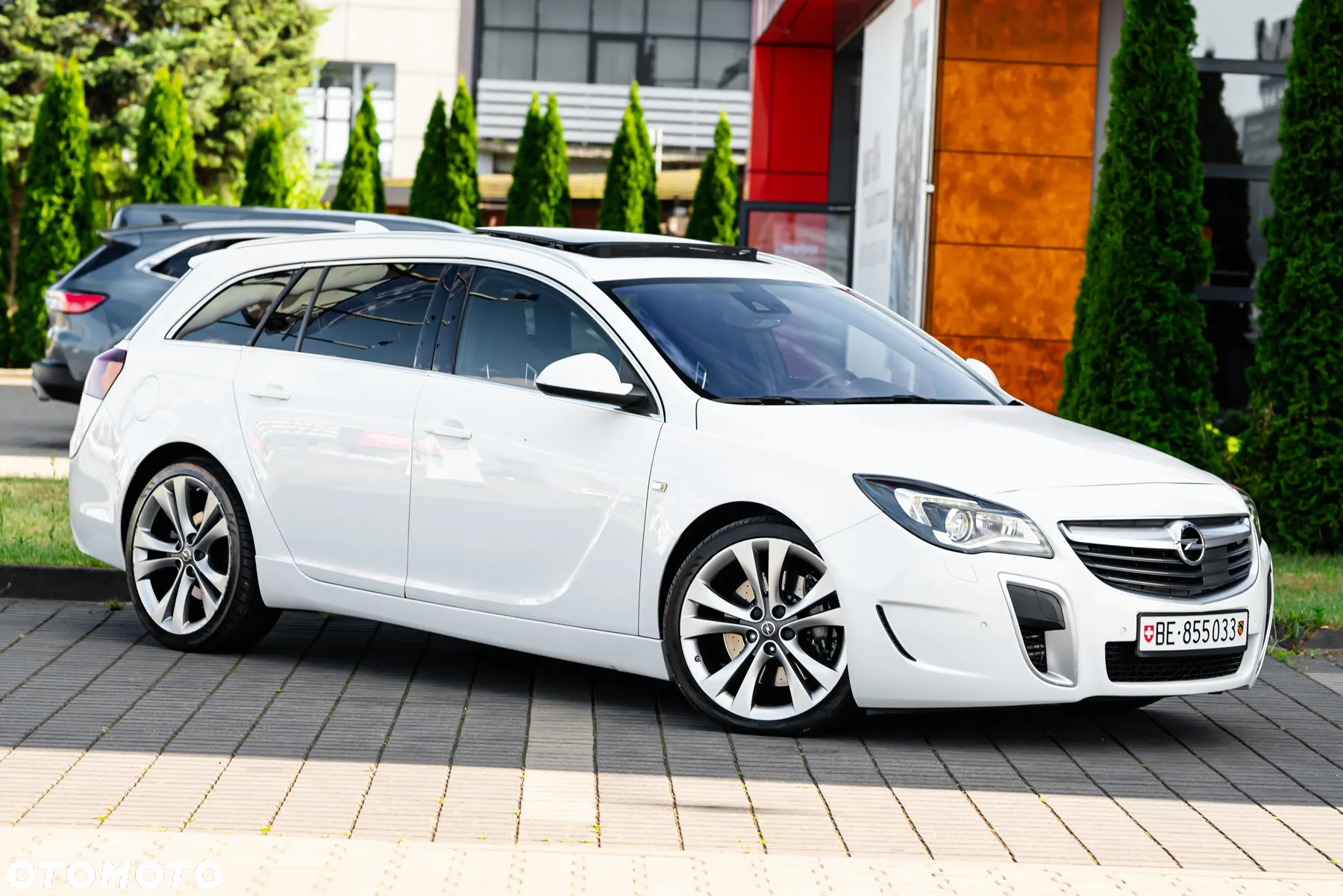 Opel Insignia 2.8 V6 Turbo 4x4 Sports Tourer OPC - 3