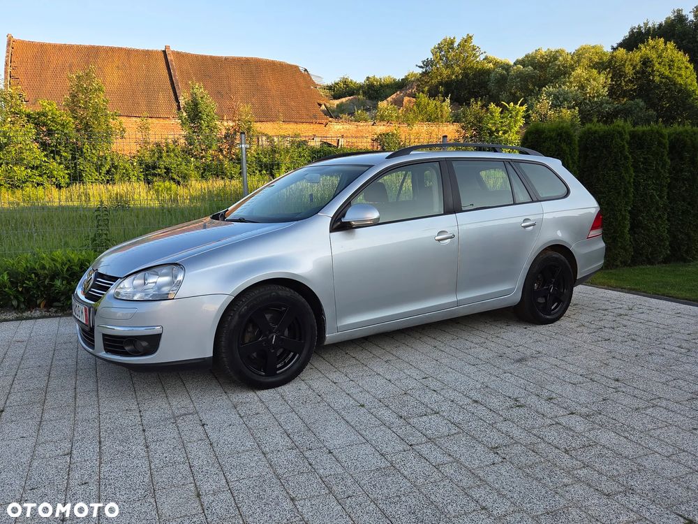 Volkswagen Passat 1.9 TDI Comfortline - 1