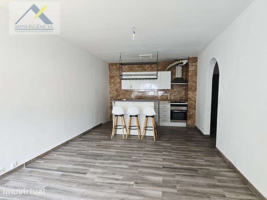 Apartamento T2 na Av Bento Jesus Caraça em Setúbal - Grande imagem: 2/18