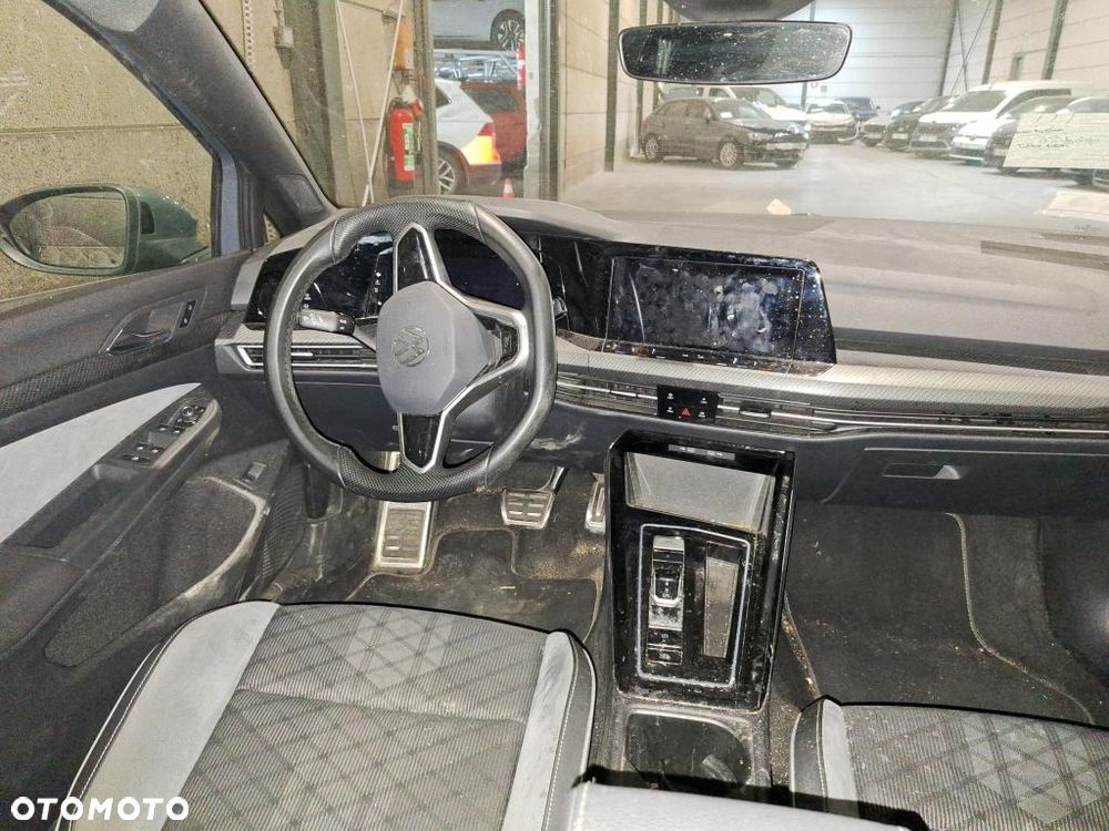 Volkswagen Golf 1.5 eTSI OPF DSG R-Line - 7