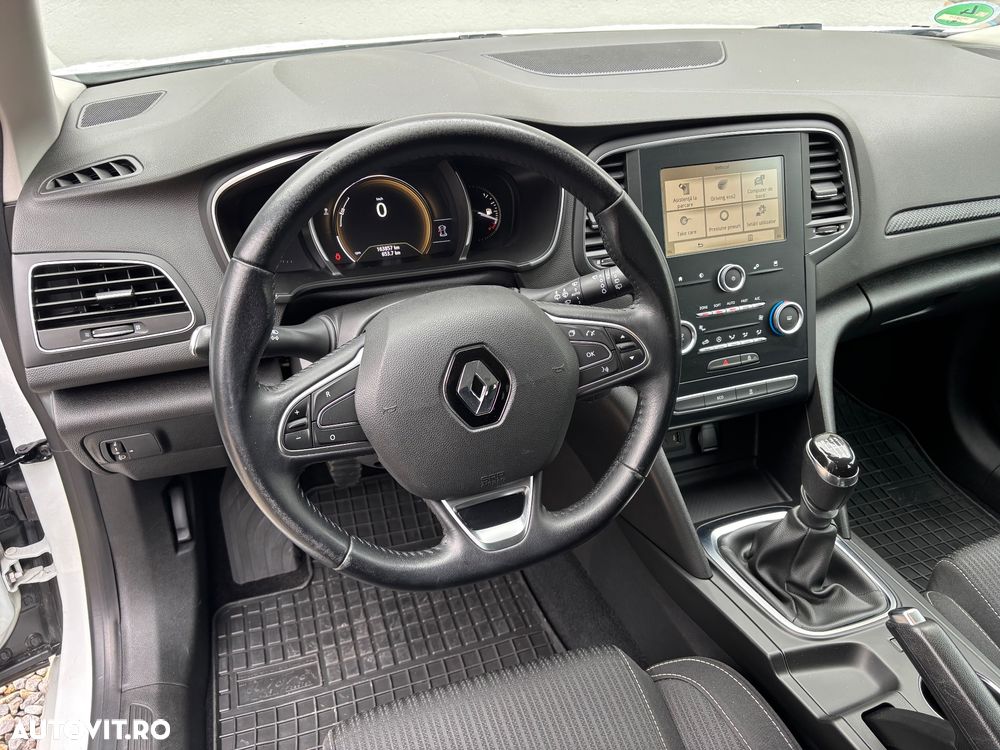 Renault Megane - 12