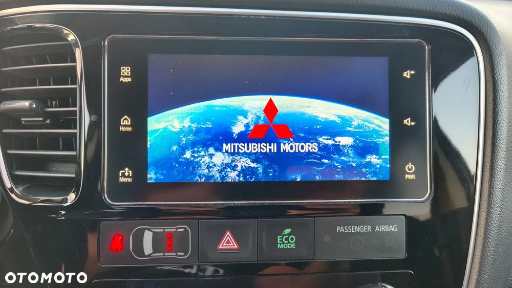 Mitsubishi Outlander - 33