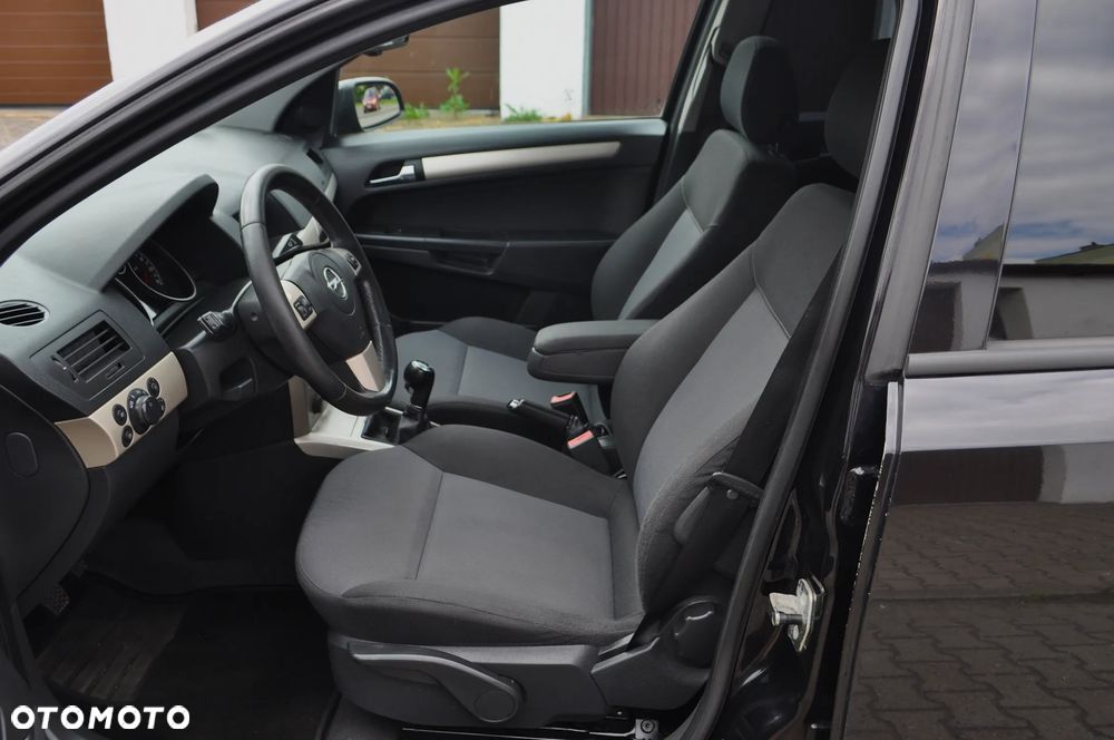 Opel Astra 1.6 Edition - 22