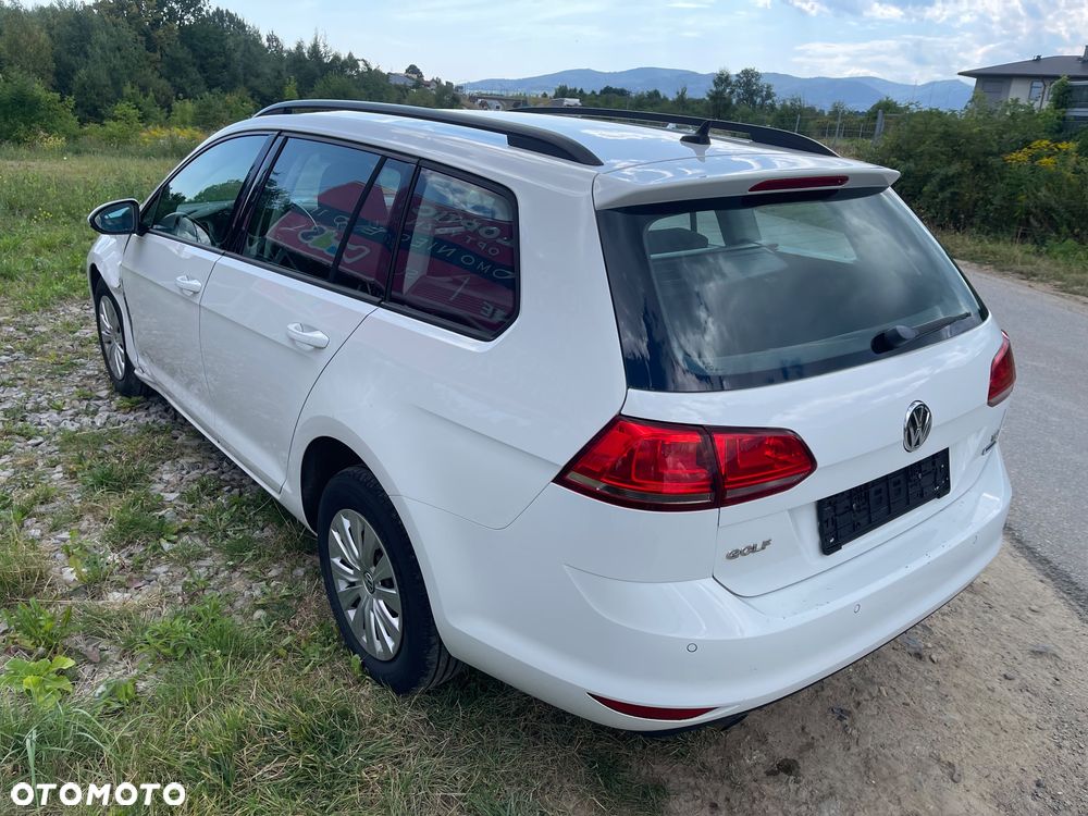 Volkswagen Golf 1.6 TDI BlueMotion Technology Lounge - 7