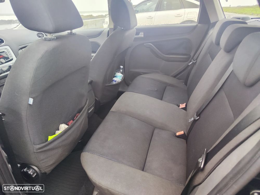 Ford Focus SW 1.6 TDCi S - 6