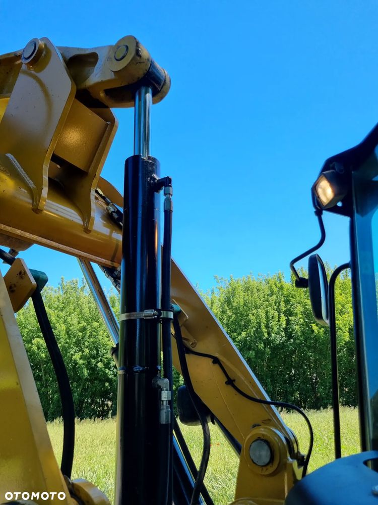 Caterpillar 906H2 Ładowarka Kołowa czołowa jak nowa z Norwegii 5,6t  2016r Serwisowana w Dekra - 6