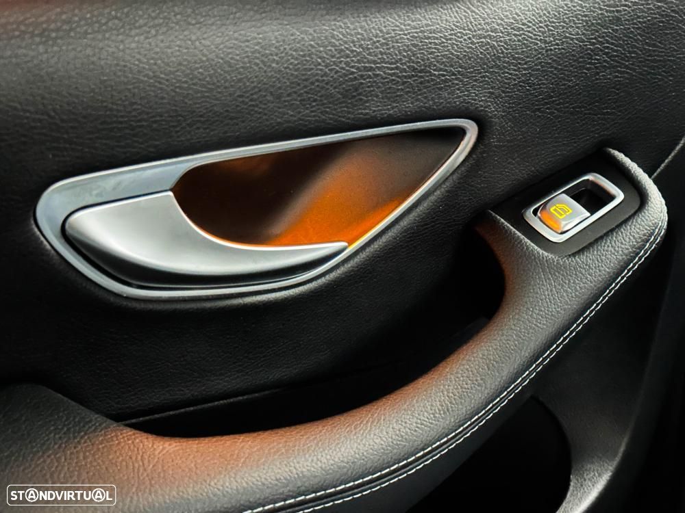 Mercedes-Benz GLC 220 d 4Matic 9G-TRONIC AMG Line - 32