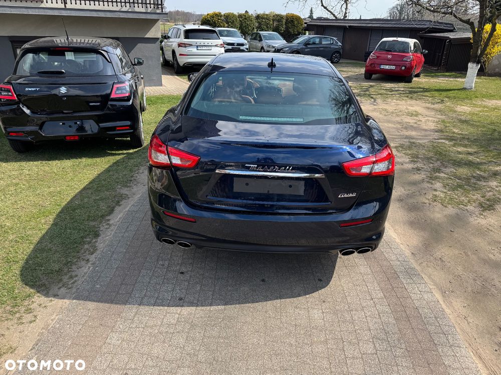 Maserati Ghibli GranSport - 7
