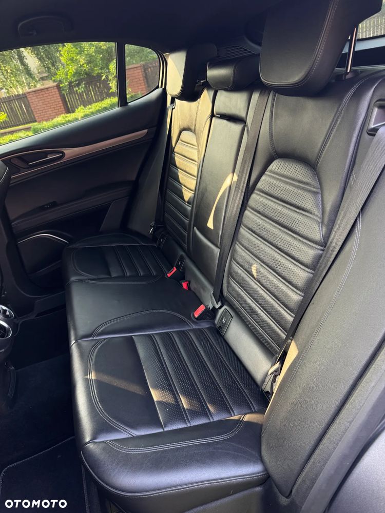 Alfa Romeo Stelvio 2.0 Turbo Super Q4 - 9