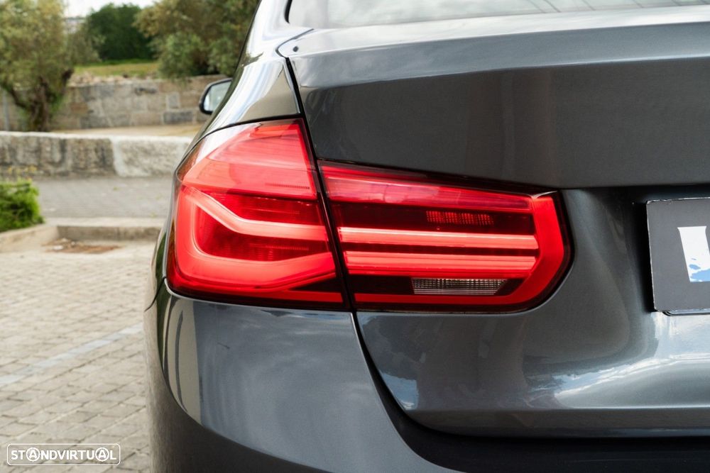 BMW 320 d Efficient Dynamic Edition Sport Line - 53