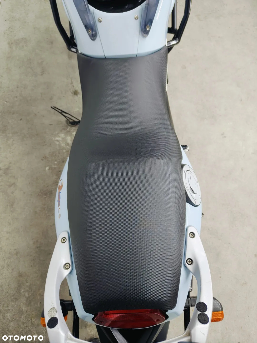 BMW CS - 10