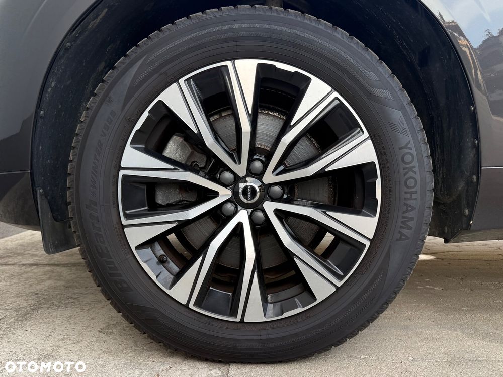 Volvo XC 60 B4 B Plus Bright - 10
