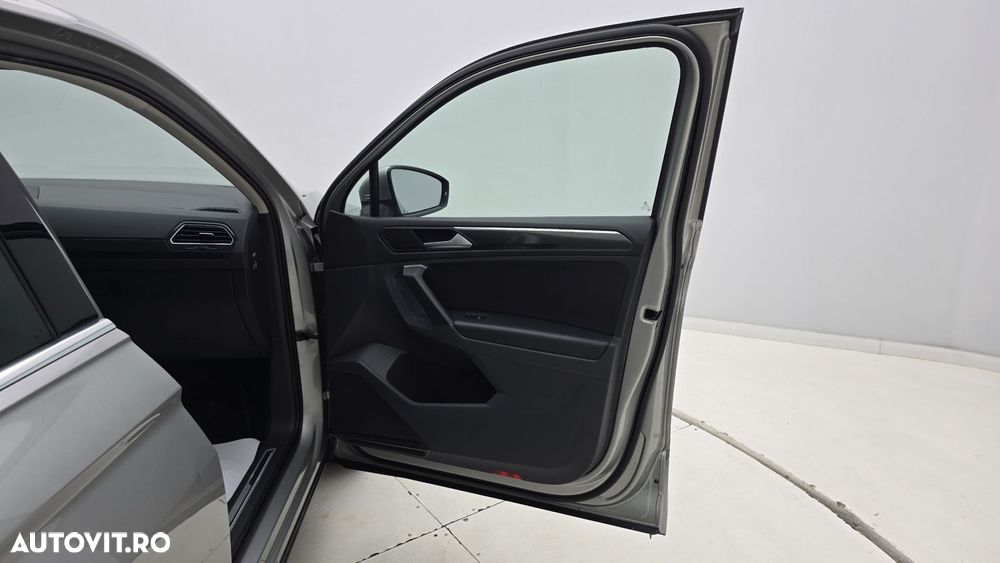 Volkswagen Tiguan - 18