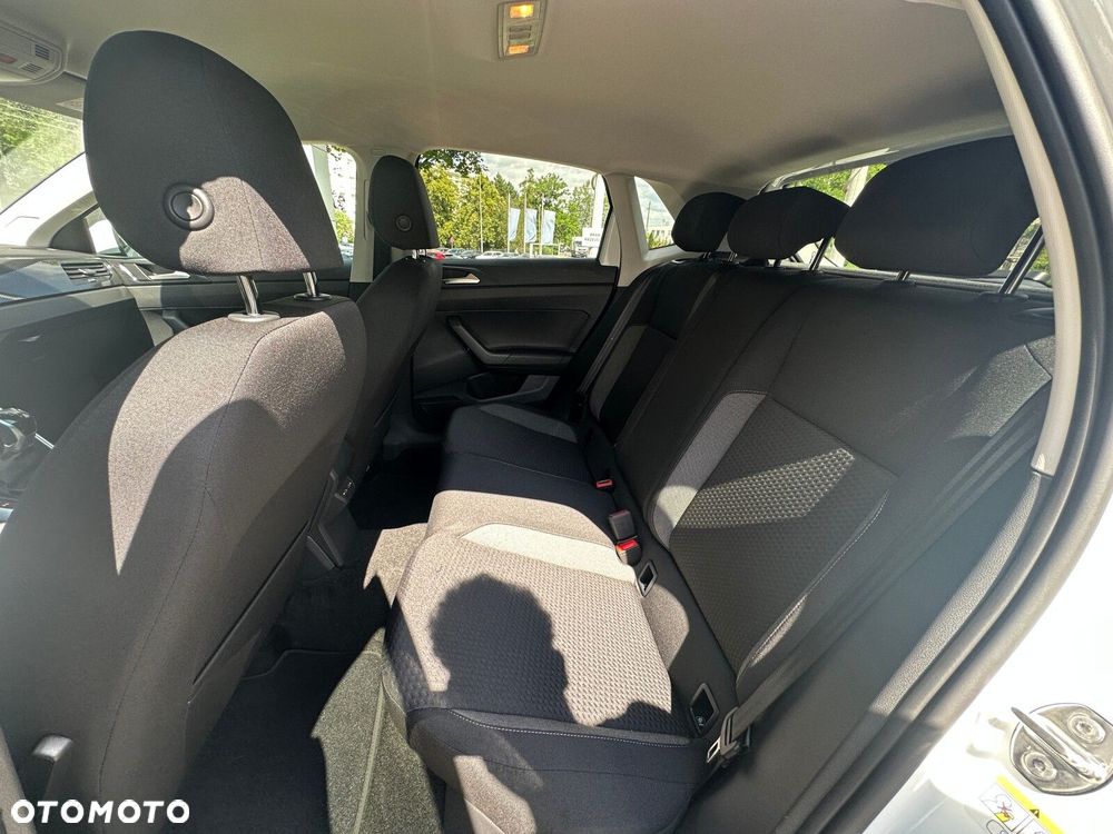 Volkswagen Polo 1.0 MPI Life Plus - 24