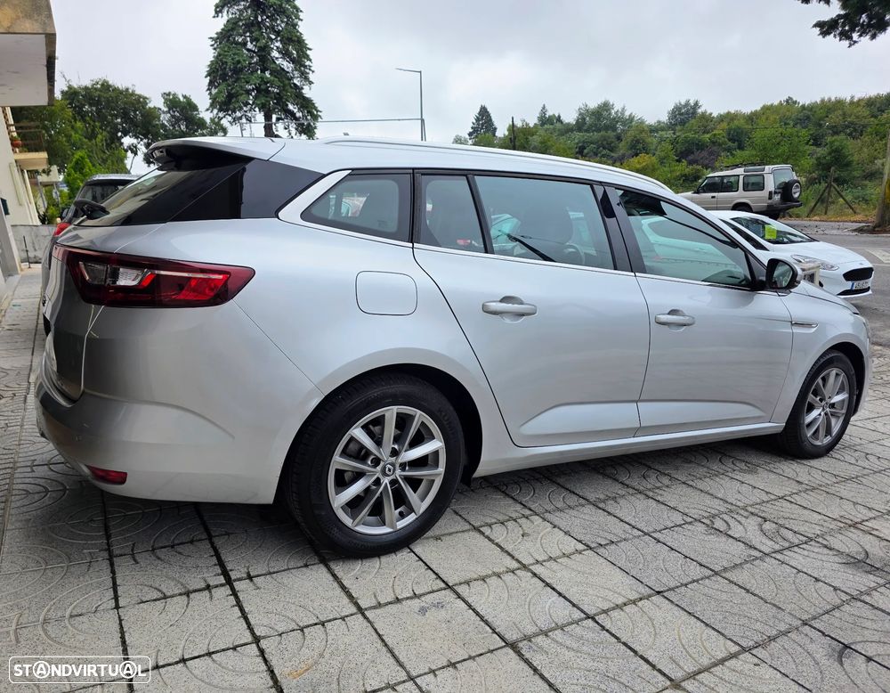 Renault Mégane Sport Tourer 1.5 dCi Intens - 22