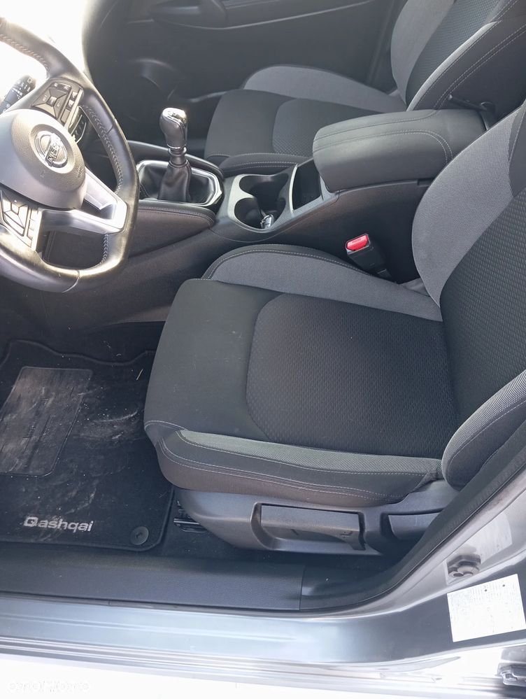 Nissan Qashqai 1.5 dCi N-Connecta - 15