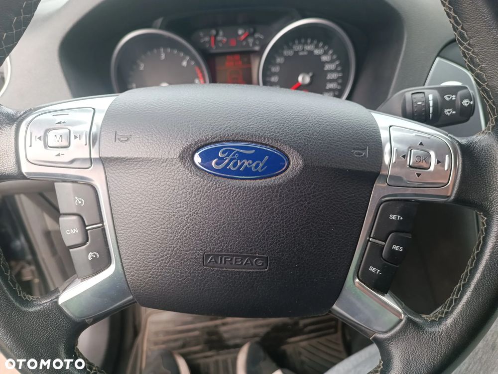 Ford Mondeo 2.0 TDCI Trend - 13