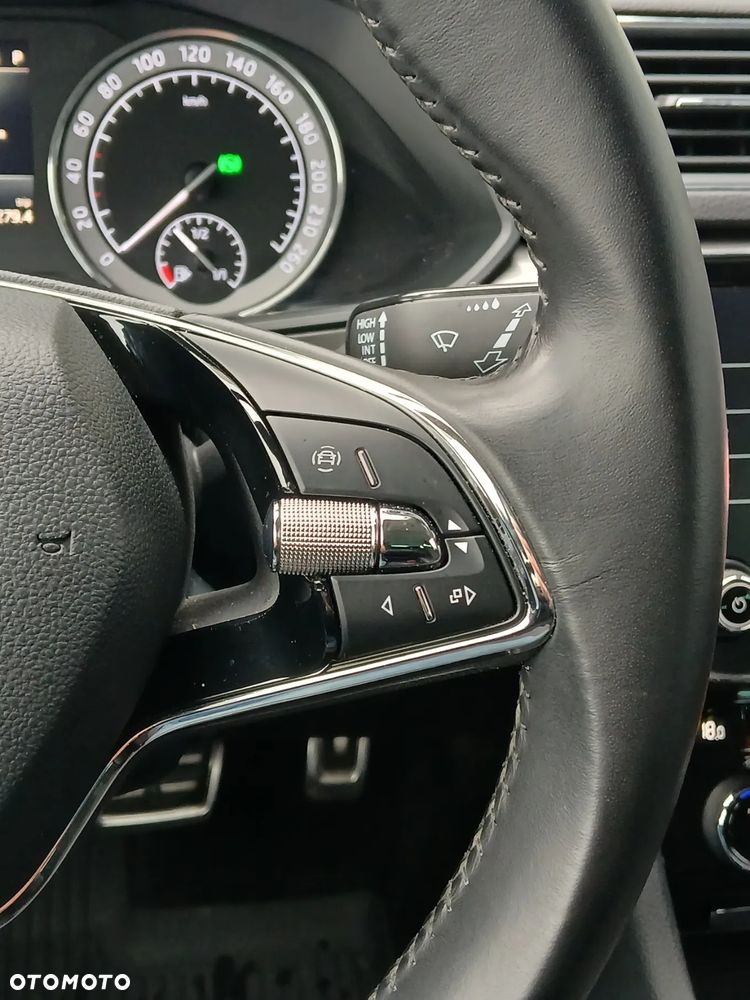 Skoda Superb 2.0 TDI SCR Style DSG - 14