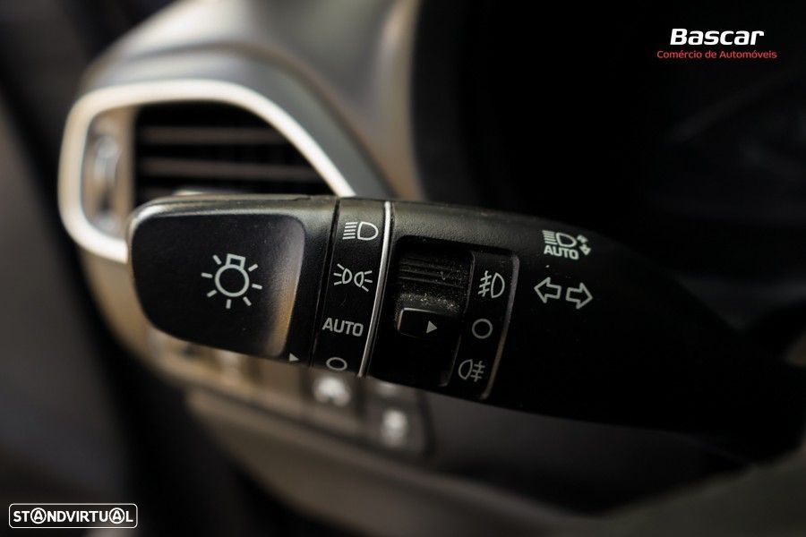 Hyundai i30 SW 1.6 CRDi Style+Navi - 35