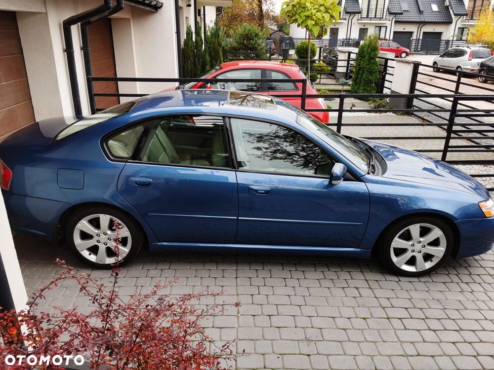 Subaru Legacy - 4
