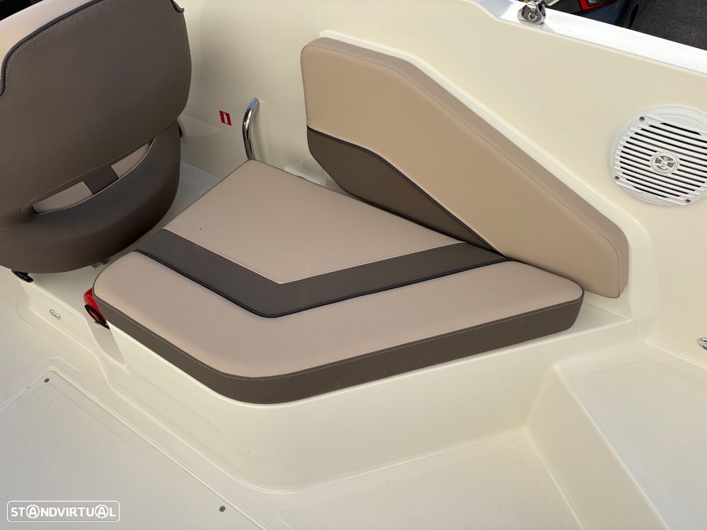 Bayliner V20 OB - 34