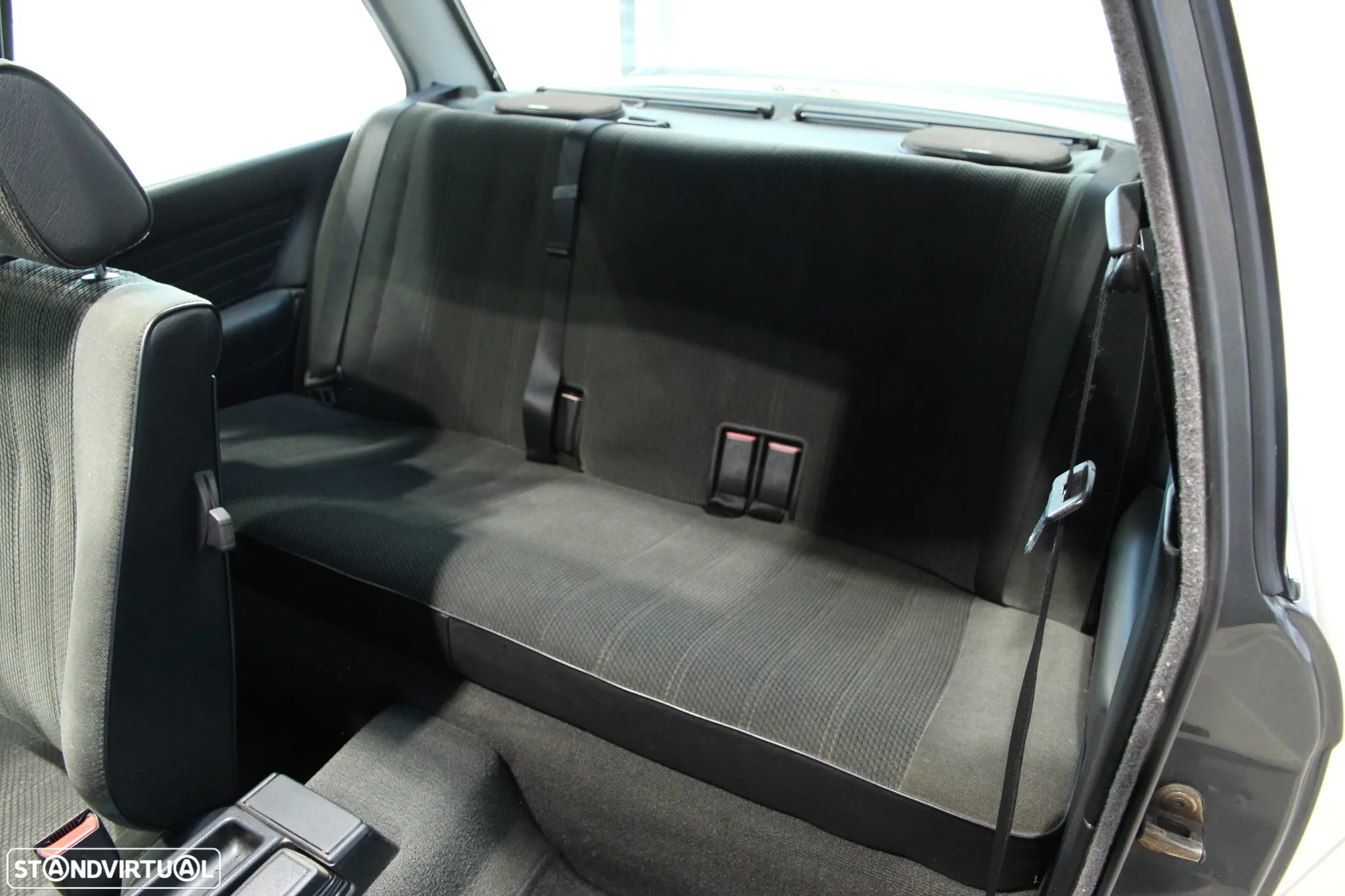 BMW 318 i - 20