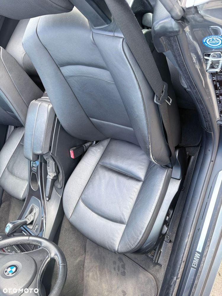 BMW Seria 3 320i Edition Exclusive - 11