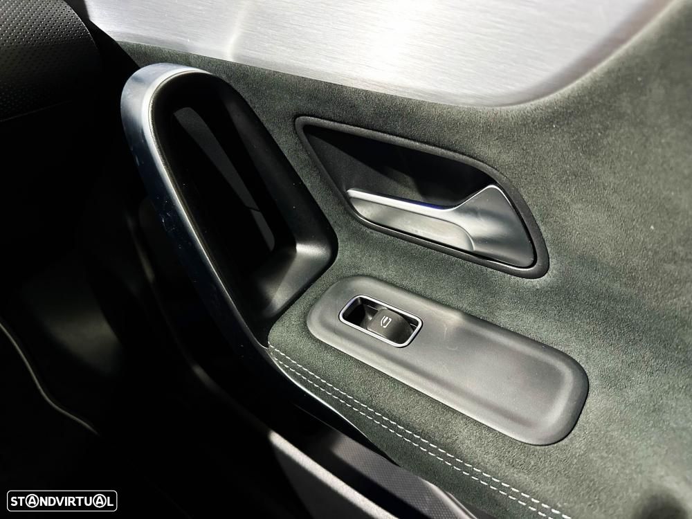 Mercedes-Benz CLA 250 e 8G-DCT AMG Line Advanced Plus - 31