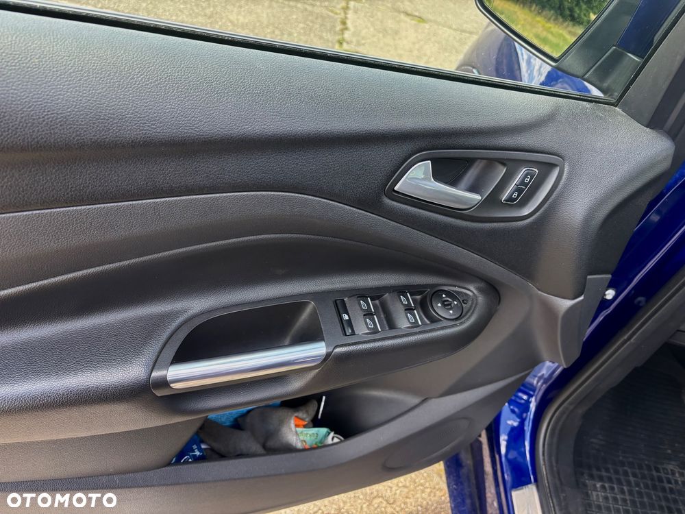 Ford Kuga 2.0 TDCi 4WD Titanium - 17