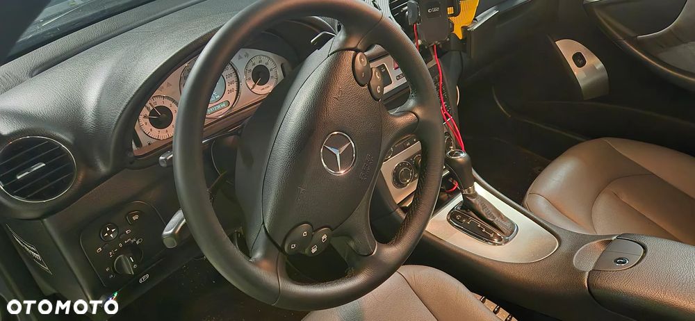 Mercedes-Benz CLK 280 7G-TRONIC Avantgarde - 26