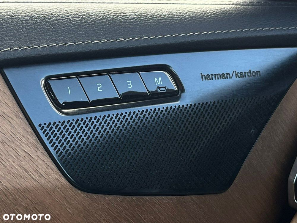 Volvo XC 90 - 24