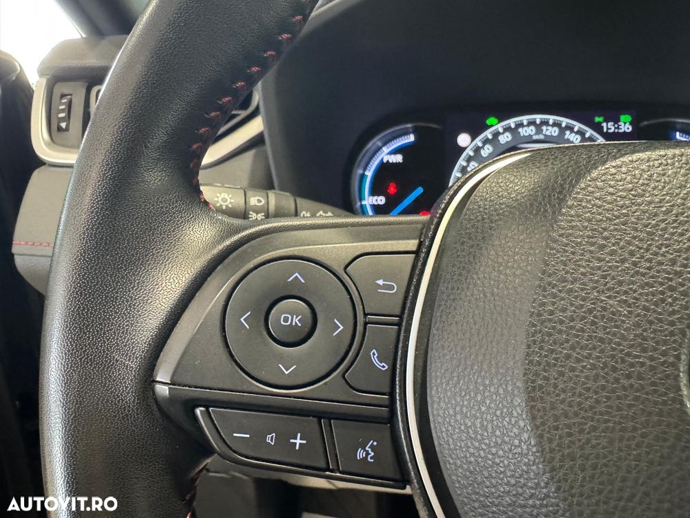 Toyota RAV4 Plug-in-Hybrid Style - 13