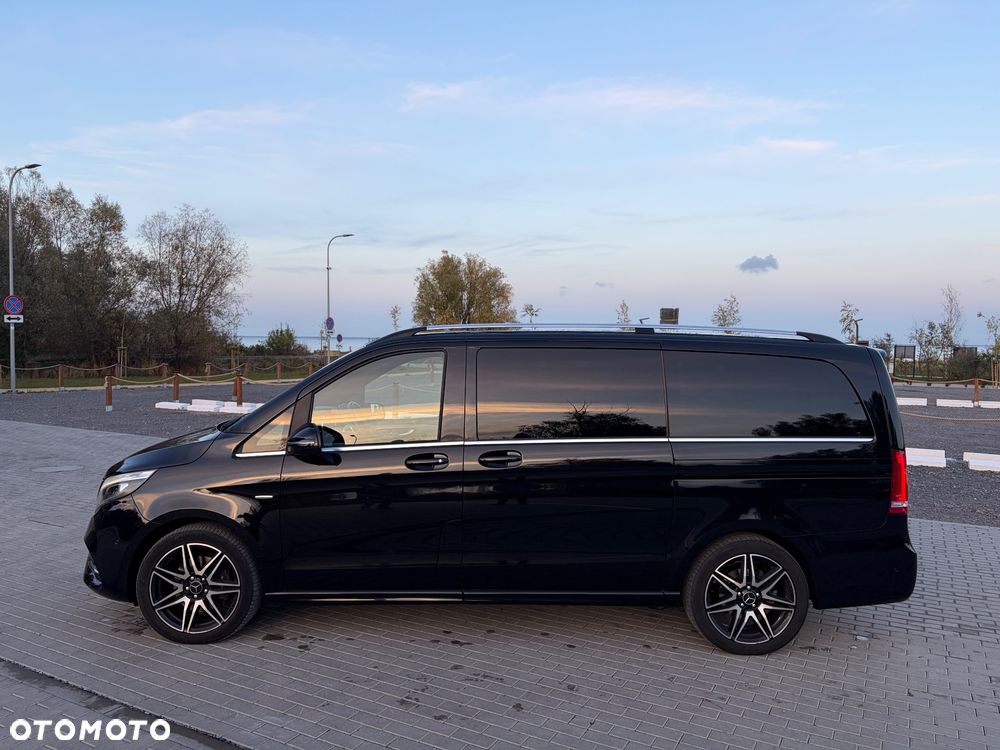 Mercedes-Benz V-Class 2019 photo 2