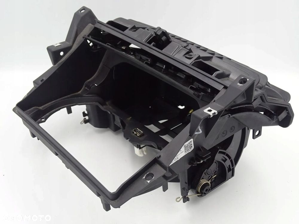 SCHOWEK TUNELU CUPHOLDER INDUKCJA BMW 8 G15 G14 G16 - 4