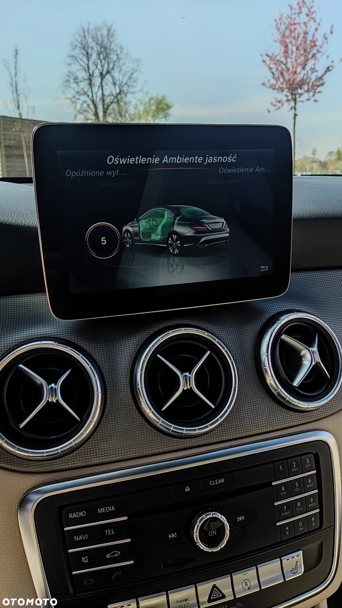 Mercedes-Benz CLA 250 7G-DCT - 14
