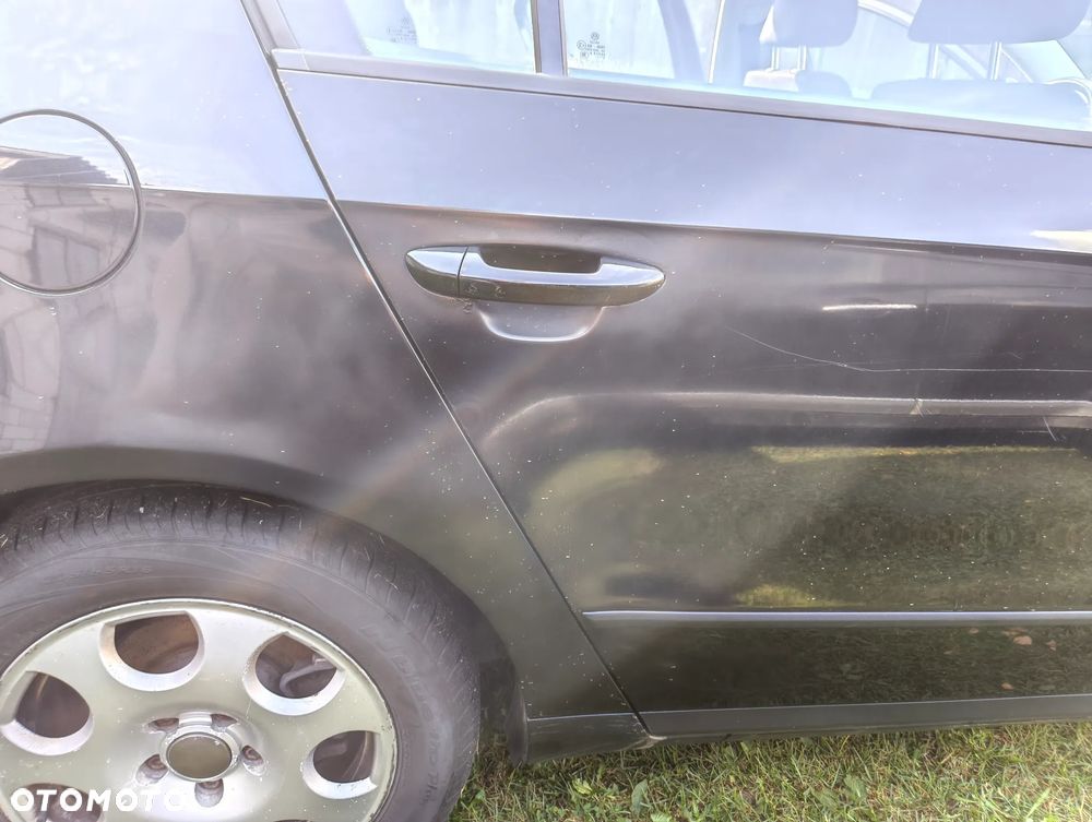 Volkswagen Passat 2.0 TDI DPF BlueMot Comfortline - 20
